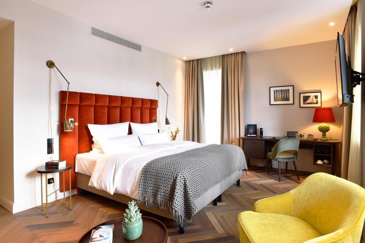 Das James Flensburgo Exterior foto Deluxe room