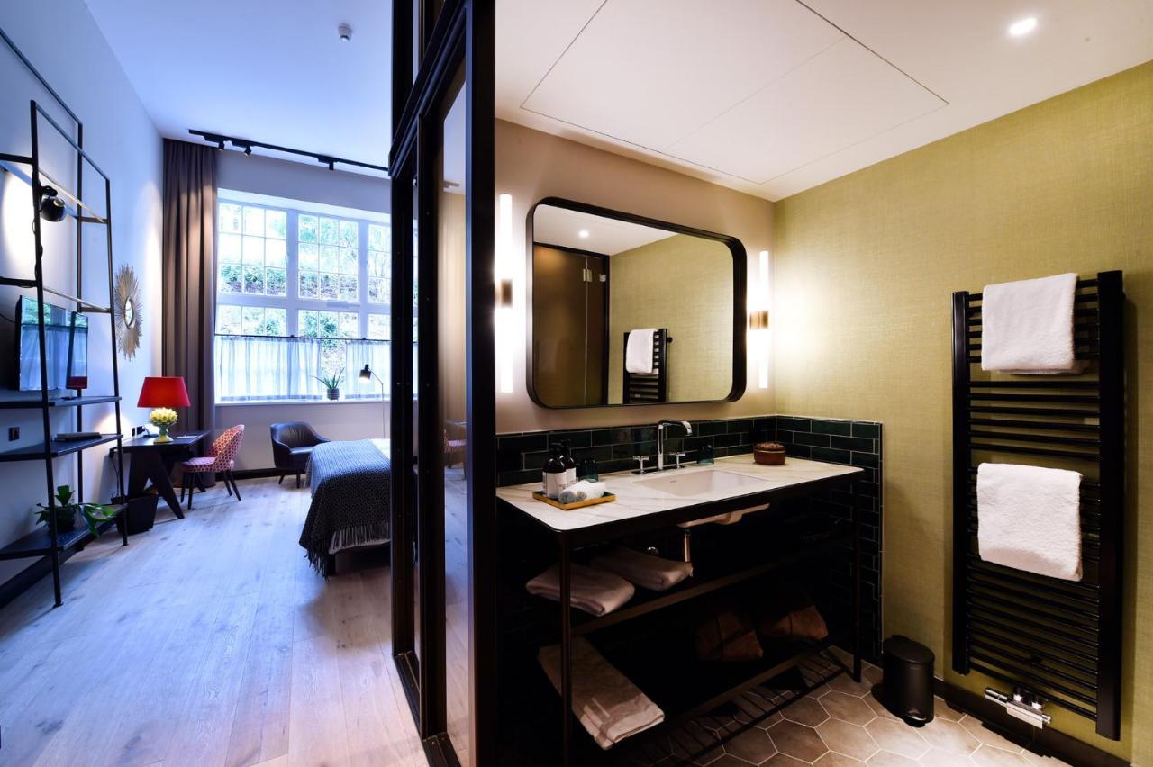 Das James Flensburgo Exterior foto A bathroom at the hotel