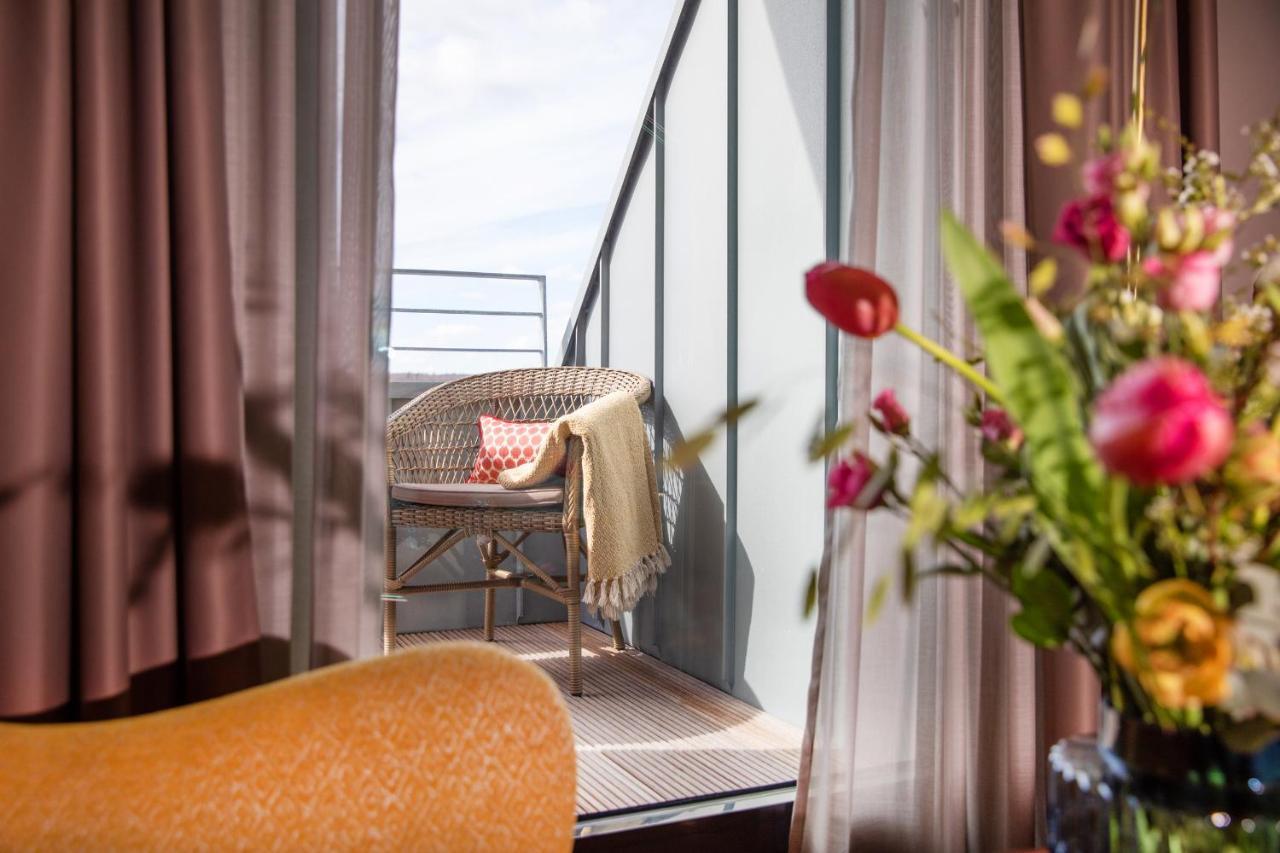 Das James Flensburgo Exterior foto A room at the hotel